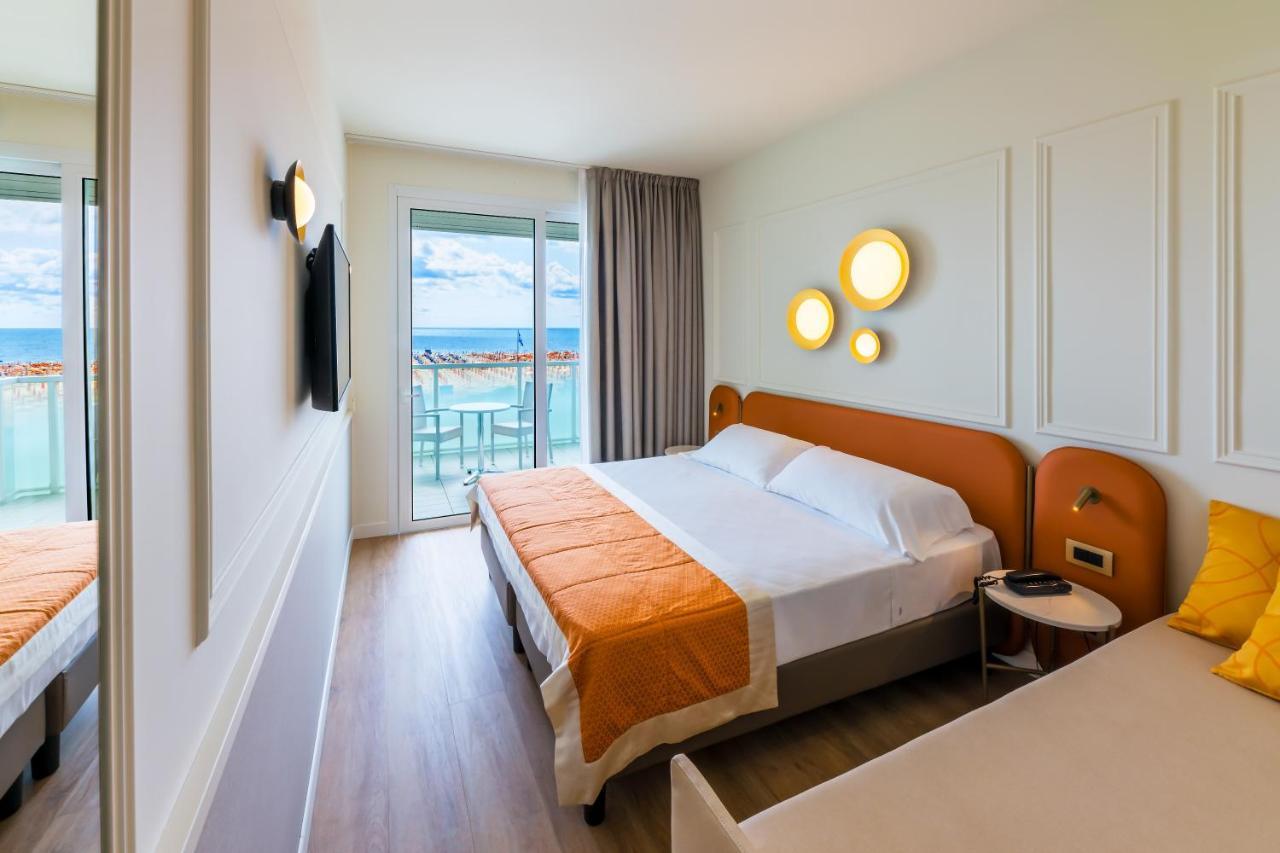 Hotel Montecarlo Bibione Buitenkant foto