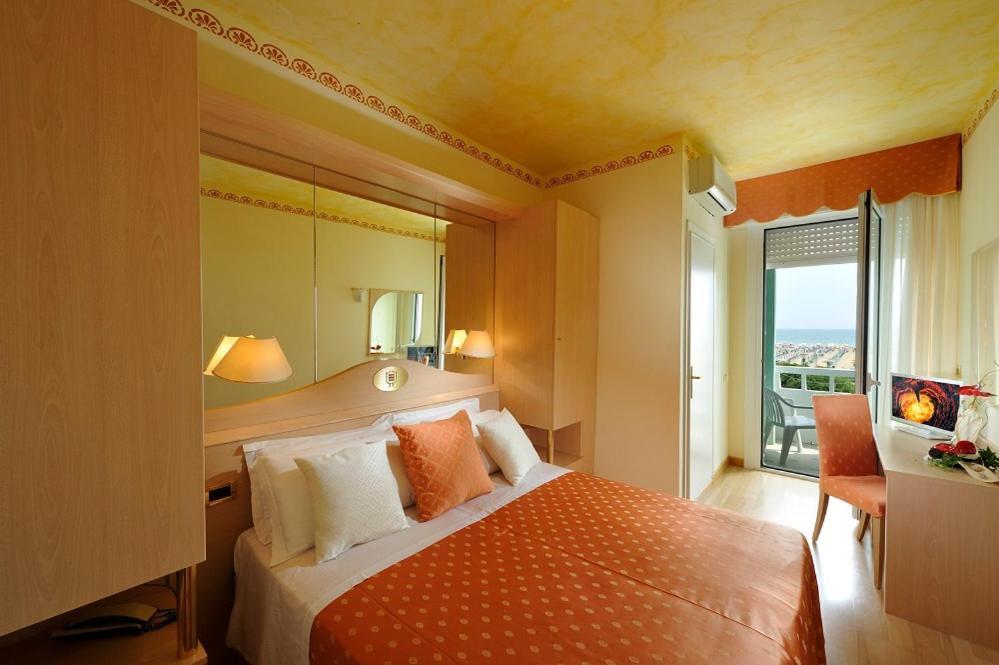 Hotel Montecarlo Bibione Buitenkant foto